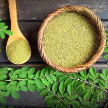 The Miracle of Moringa Oleifera: Nature’s Nutritional Powerhouse